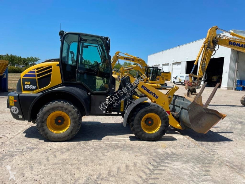 Chargeuse Komatsu WA100M-8E0