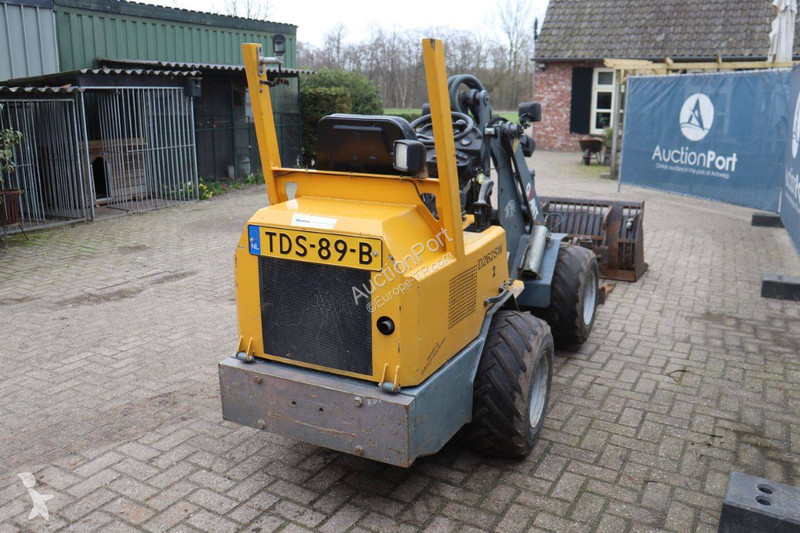 Chargeuse Giant D262SW