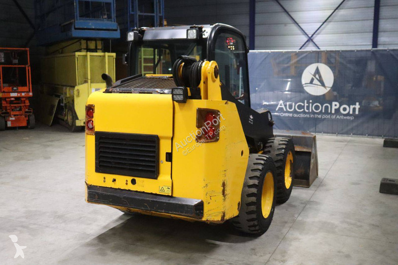 Pala cargadora JCB 155 (T4) BW2