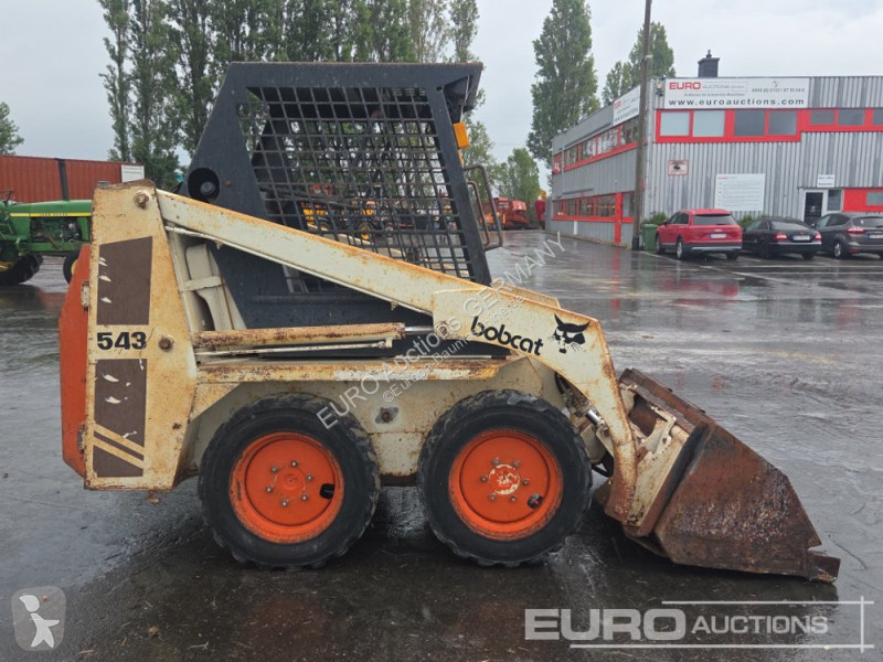 Shovel Bobcat 543