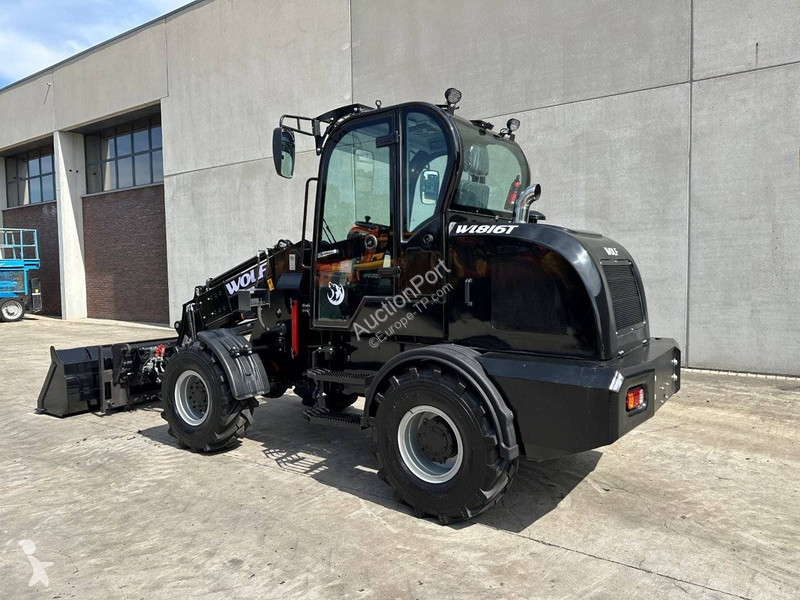 Chargeuse  WL816T