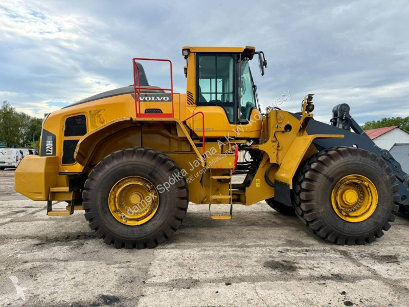 Навантажувач Volvo L 220 H