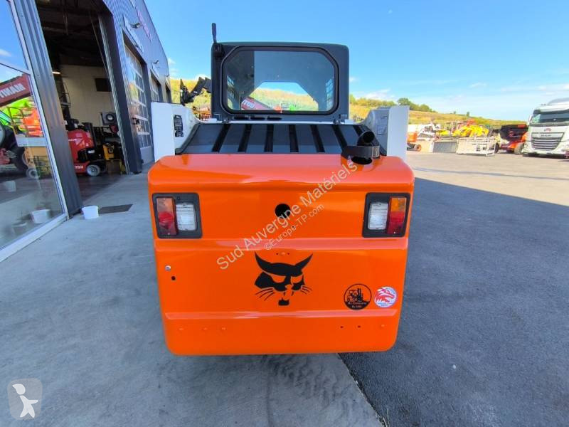 Навантажувач Bobcat