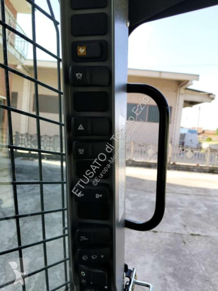 Chargeuse Case TVB 370