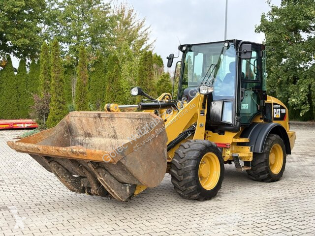 Incarcator Caterpillar 908M Radlader 6,46 Ton