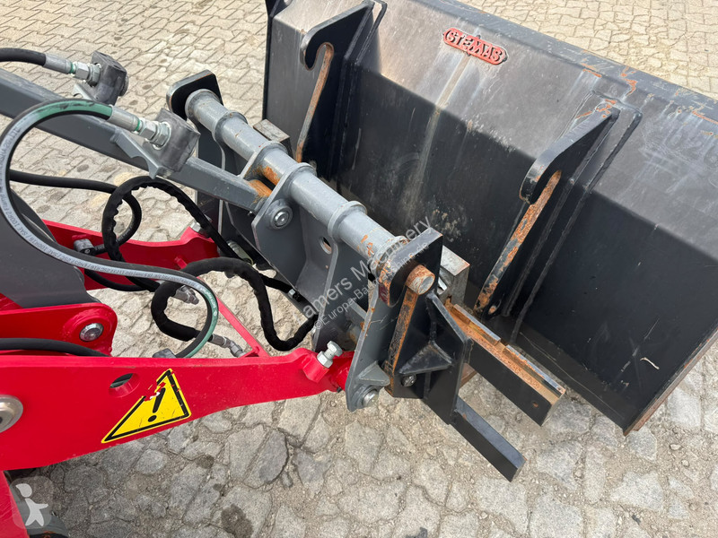 Chargeuse Weidemann 1160E .