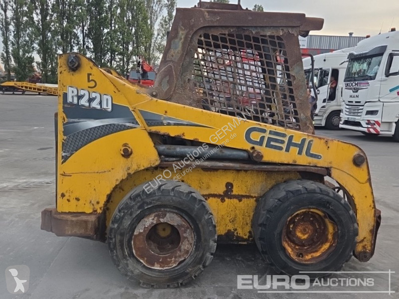 Pala cargadora Gehl R220
