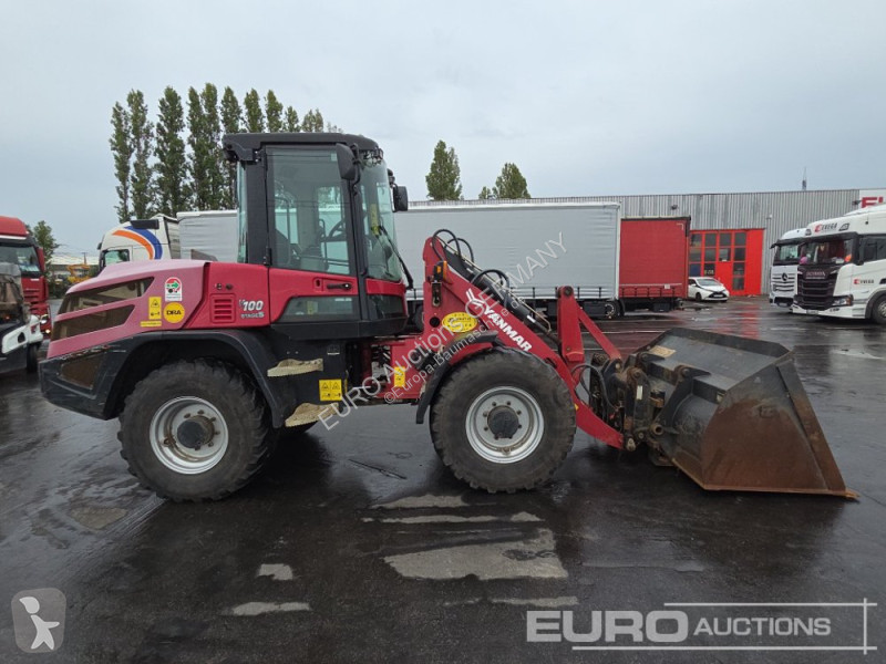 Nakladač Yanmar V100
