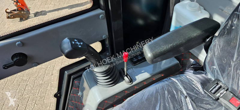 Incarcator  780 T en H loaders