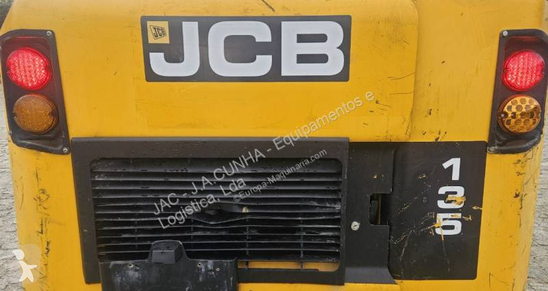 Chargeuse JCB JCB Robot 135