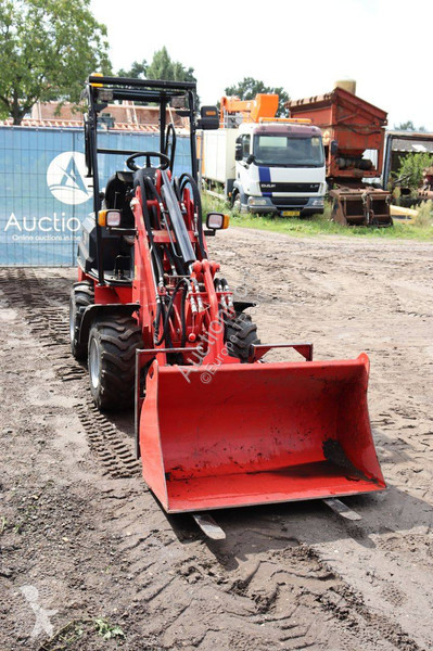 Chargeuse Machpro Loader MP-906