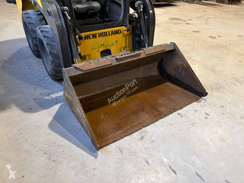 Chargeuse New Holland