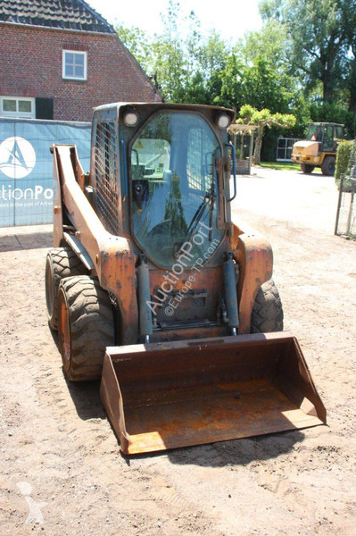 Товарач  Gehl R190