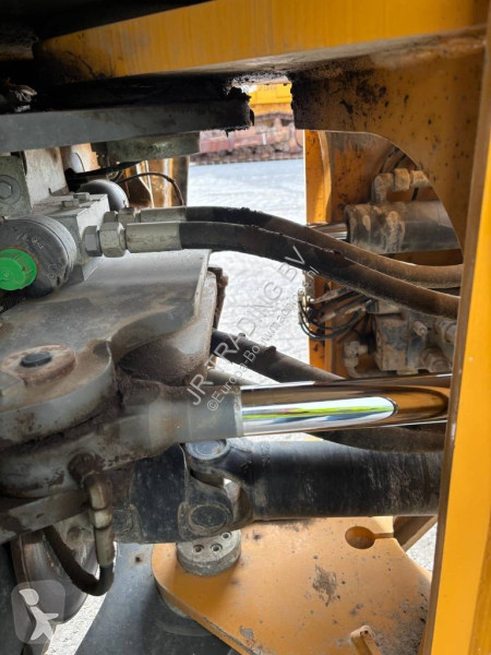 Товарач Liebherr XPower