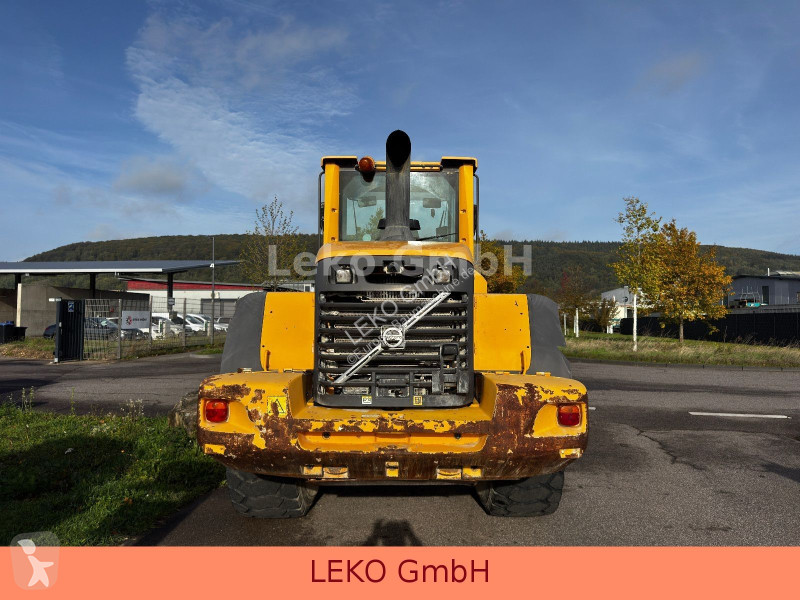 مُحمّلة Volvo 120F 3 Kreise, Schnellwechsler