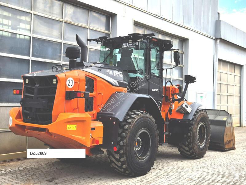 Товарач Hitachi 7