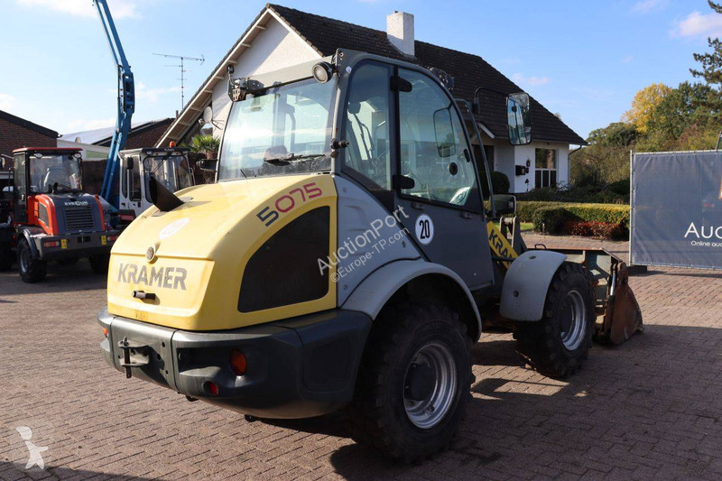Kramer 353 loader