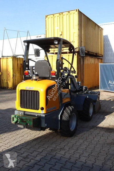 Shovel Giant G2200HD