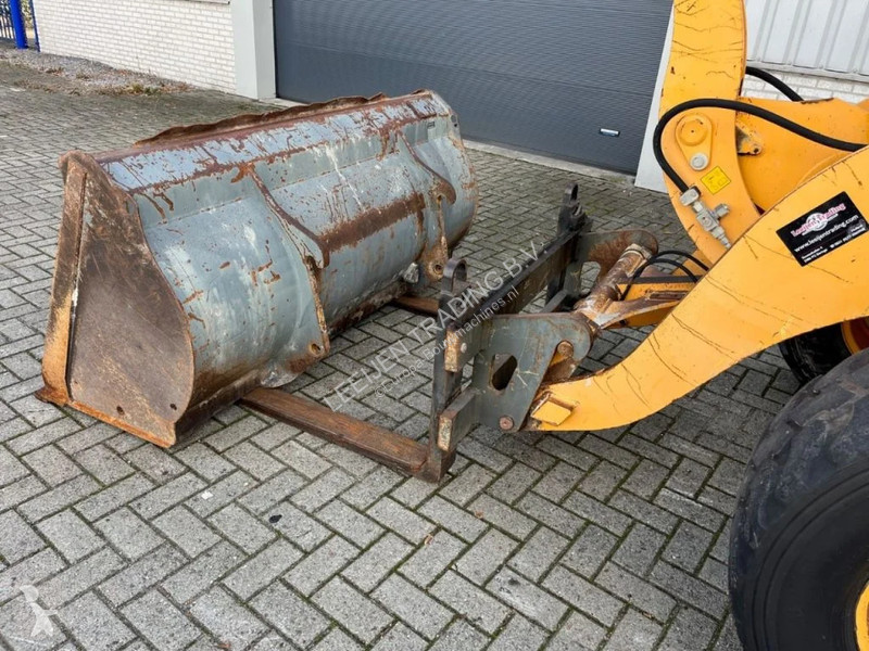 Shovel Liebherr L507 stereo, Bucket and forks,...