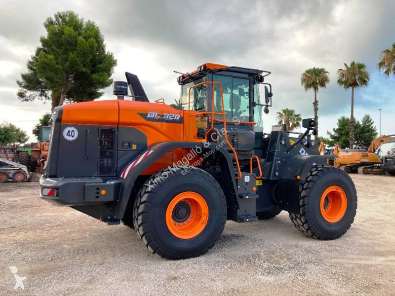 Incarcator Doosan DL320-7