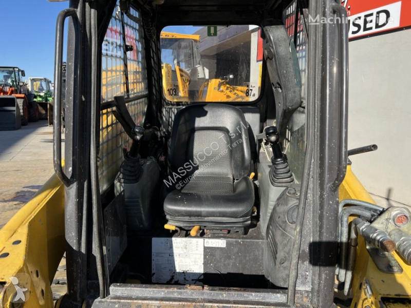 Pá carregadora Komatsu CK 20 HF