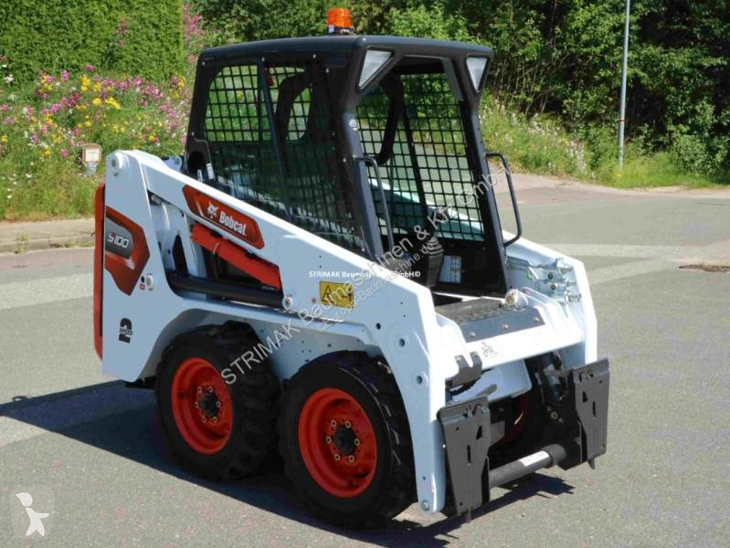 Shovel Bobcat S 100
