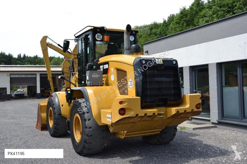 Shovel Caterpillar 938 M