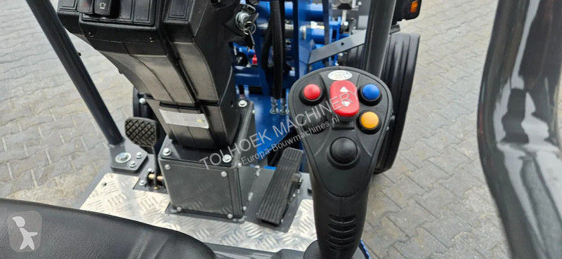 Chargeuse  E WOLF 606 electro shovel.