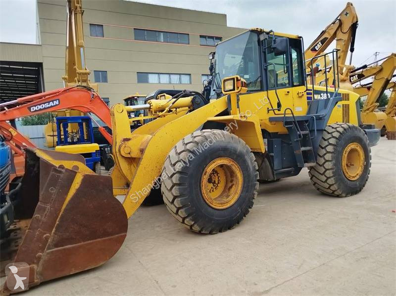 Lastare Komatsu WA380