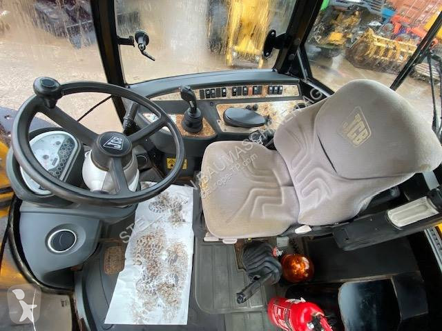 Shovel JCB