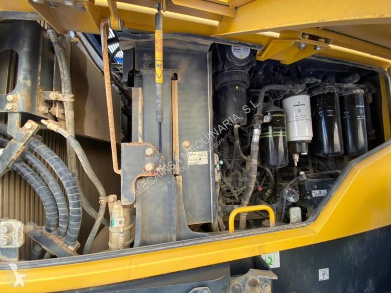 مُحمّلة Komatsu WA500-8
