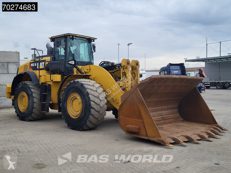 Shovel Caterpillar 982 M