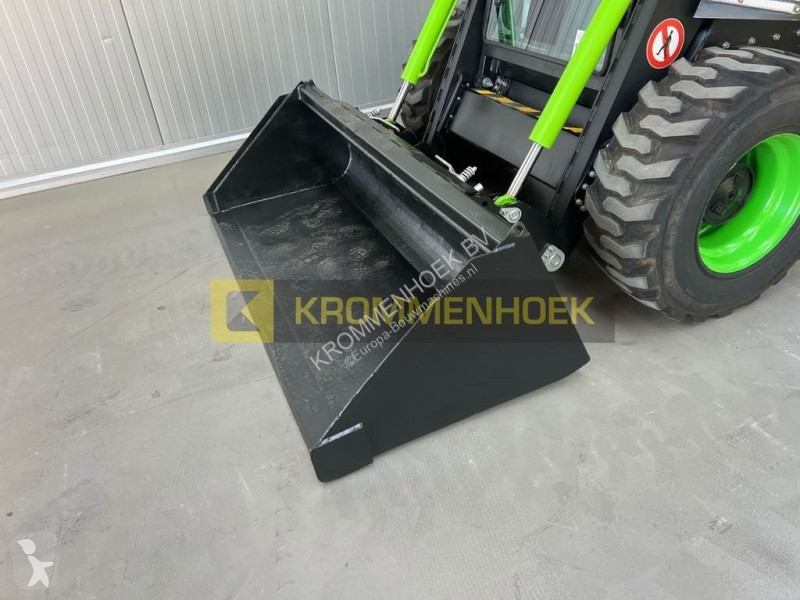 Shovel  Elise 900