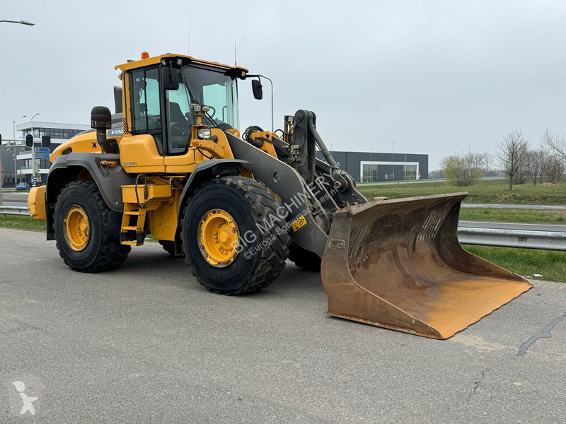 Shovel Volvo L110H