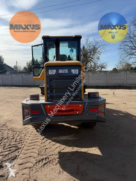 Pá carregadora Maxus in stock In LODZ Poland!!...