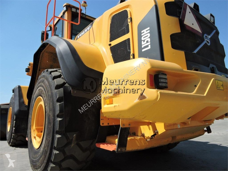 Nakladač Volvo L150H