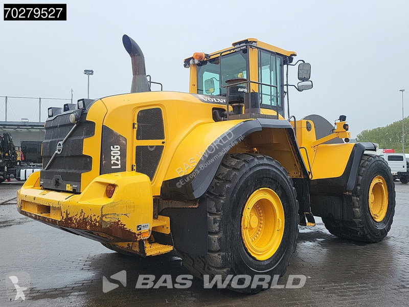 Nakladač Volvo L250 CDC