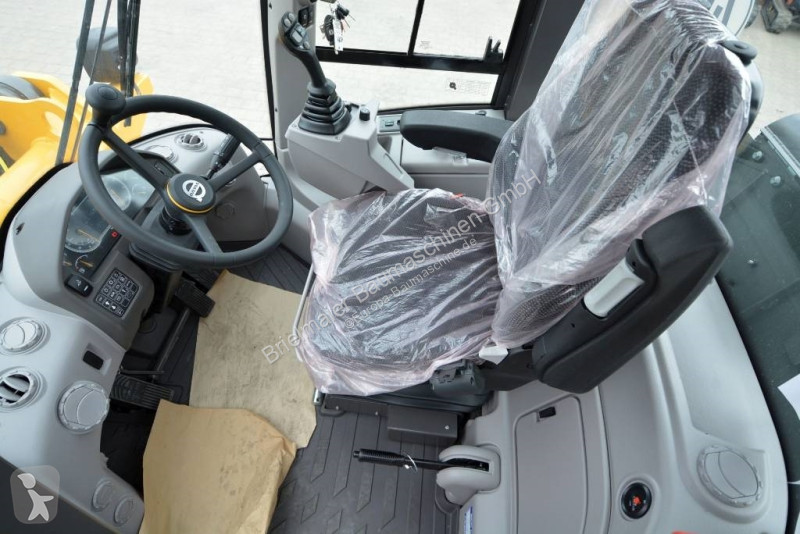Nakladač Volvo HS
