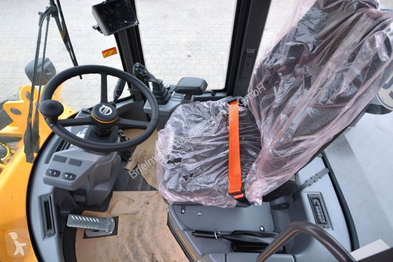 Nakladač Volvo H