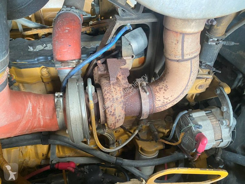 Shovel Caterpillar NVT