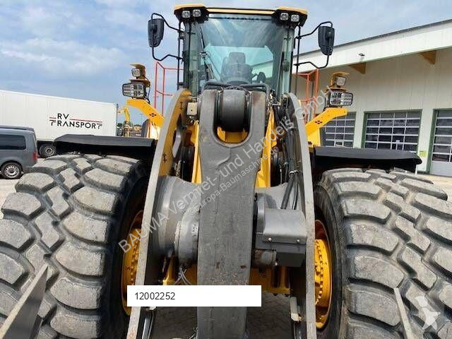 مُحمّلة Volvo L 260 H 6.8 cbm MIETE / RENTAL...