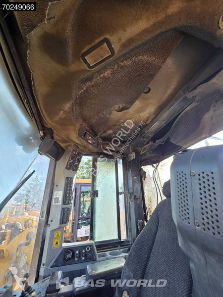 Shovel Caterpillar FIRE DAMAGE - OPERABLE