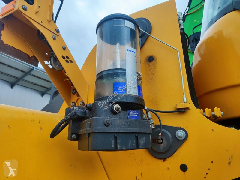 Nakladač Volvo L150H