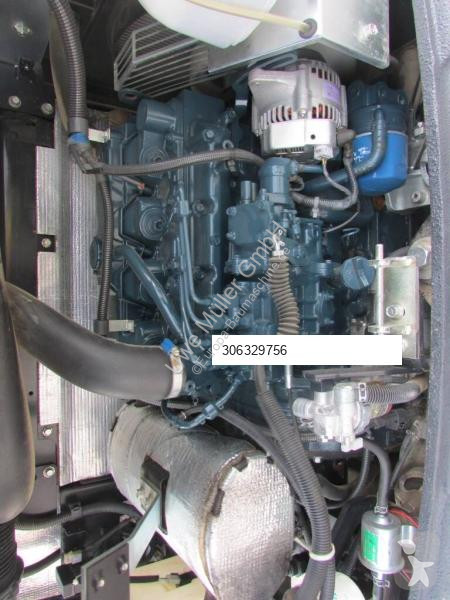 مُحمّلة Kubota R 065 Radlader 32.500 EUR