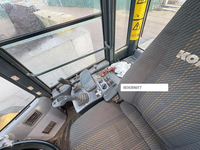 Shovel Komatsu WA200PT-5