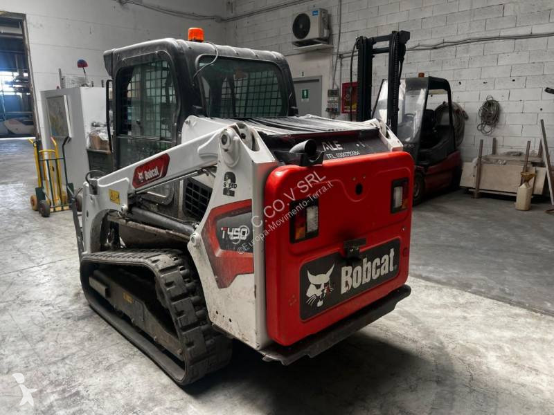 Shovel Bobcat