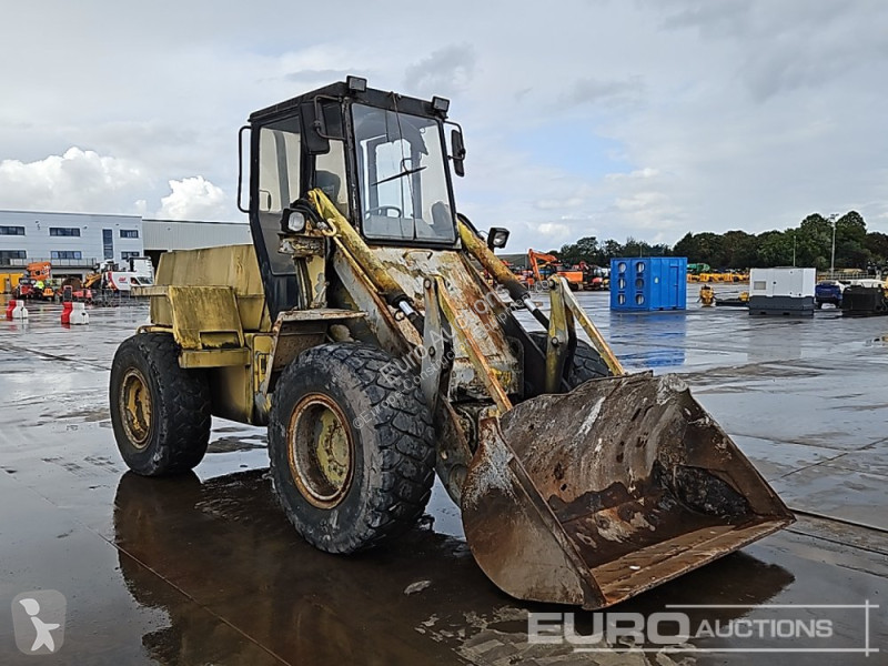 Nakladač JCB 420