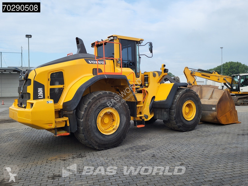 Nakladač Volvo L260 H CDC