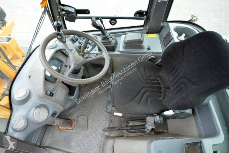 Nakladač Volvo