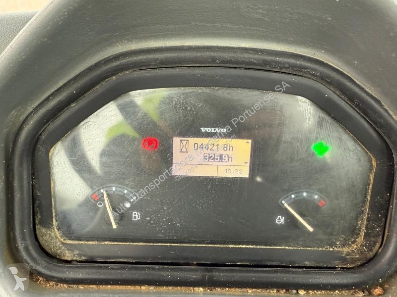 Nakladač Volvo
